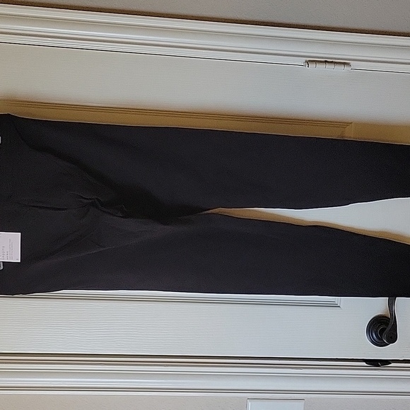 Black Leggings Size Small NWT - Picture 8 of 8